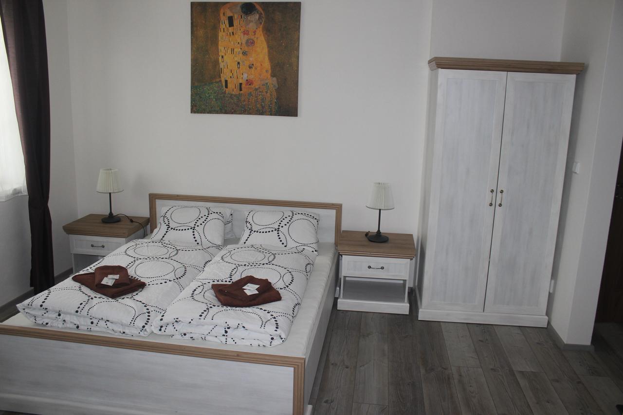 Penzion Vesely Zelezny Brod Exterior foto