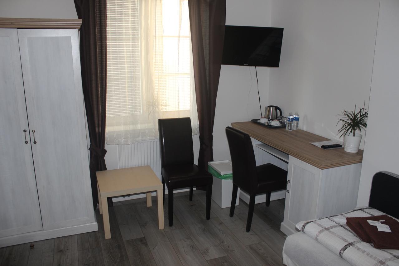 Penzion Vesely Zelezny Brod Exterior foto