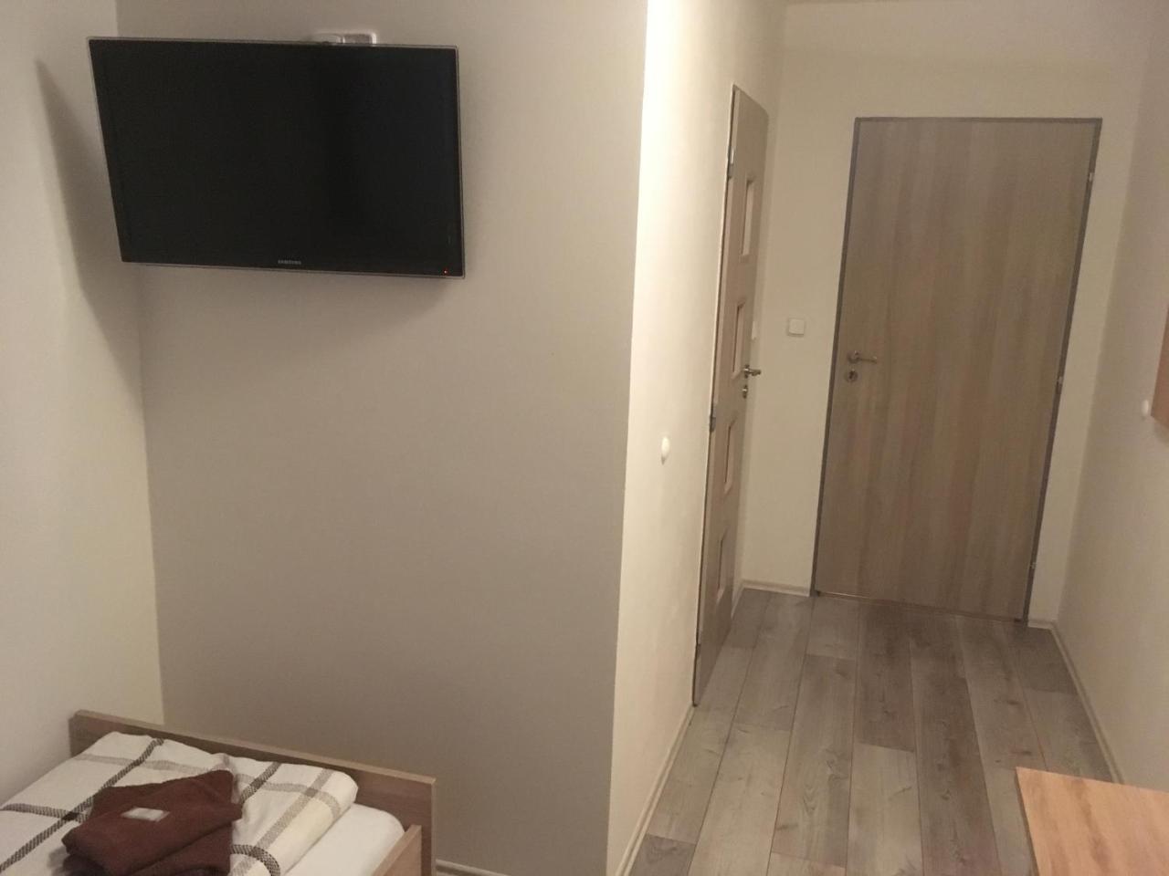 Penzion Vesely Zelezny Brod Exterior foto
